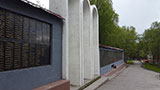 Стена на кладбище в Мурманске