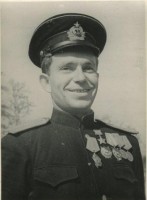 Рукавицын Владимир Павлович, с 1941 года командир авиационного звена 36-го минно-торпедного авиационного полка, капитан..jpg